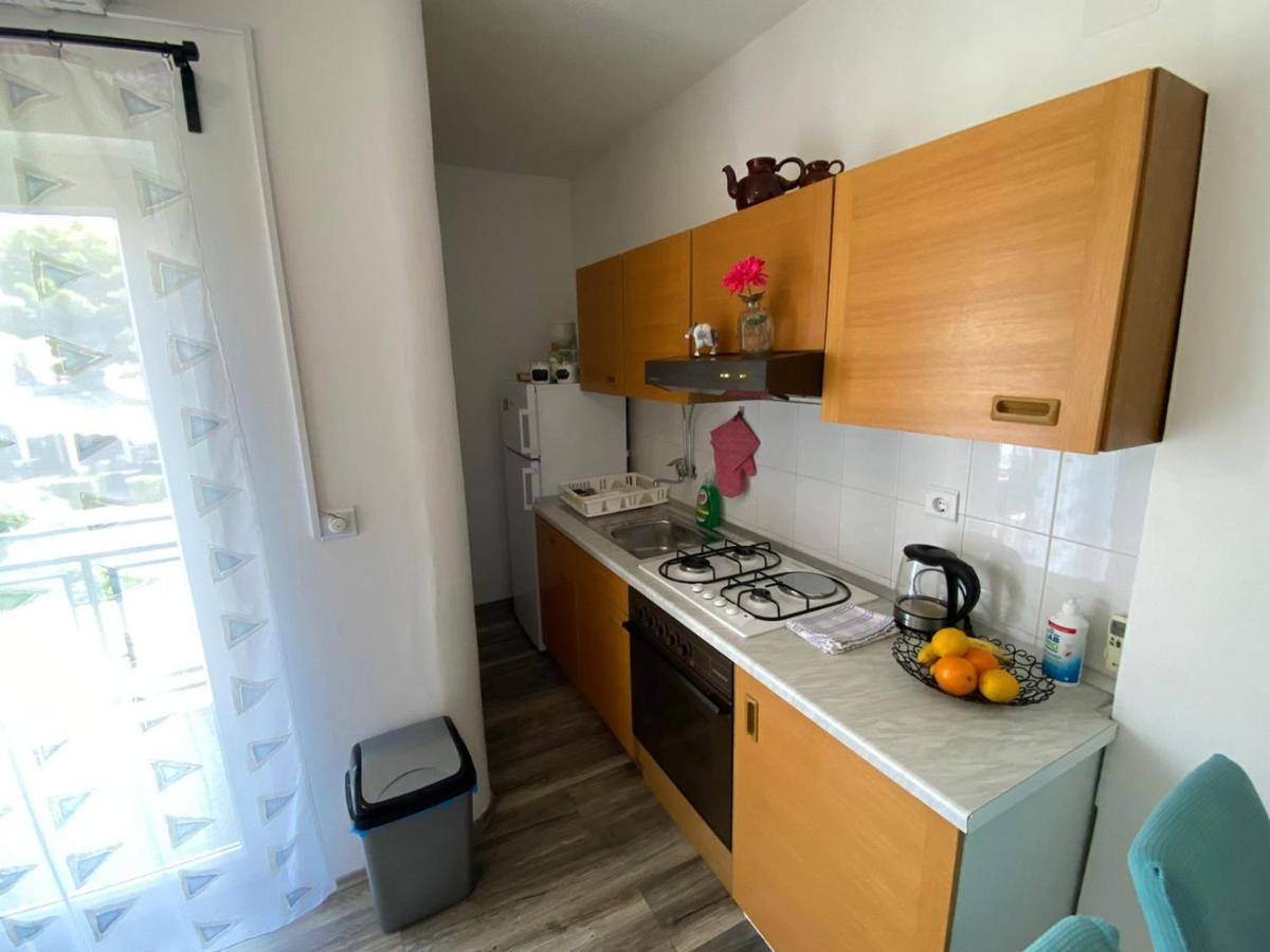Apartmani Juricev Vodice Rom bilde